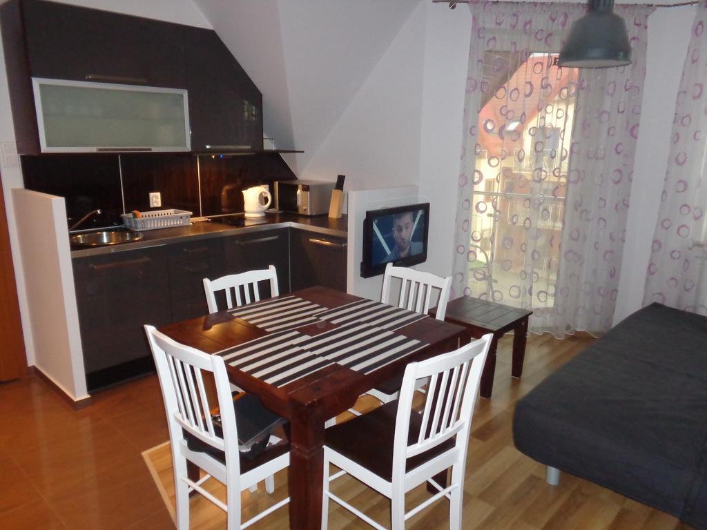 Apartament Lisi Jar Jastrzębia Góra Buitenkant foto